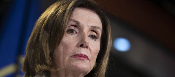 رفتار غیر بهداشتی رئیس مجلس نمایندگان آمریکا سوژه کاربران شد + ویدئو رفتار غیر بهداشتی رئیس مجلس نمایندگان آمریکا سوژه کاربران شد + ویدئو - اسپوتنیک ایران