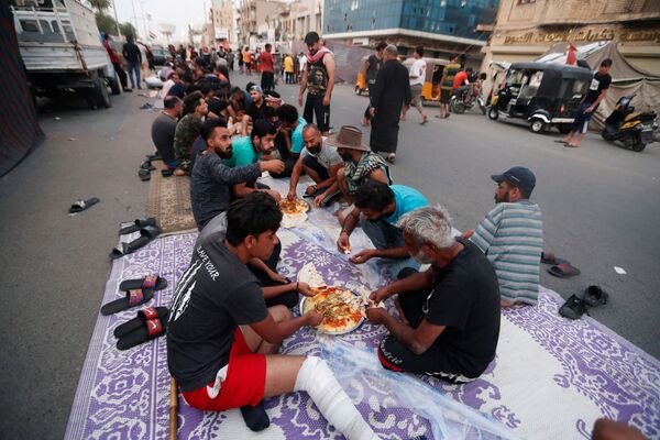  اولین روزهای ماه مبارک رمضان
بغداد - اسپوتنیک ایران  