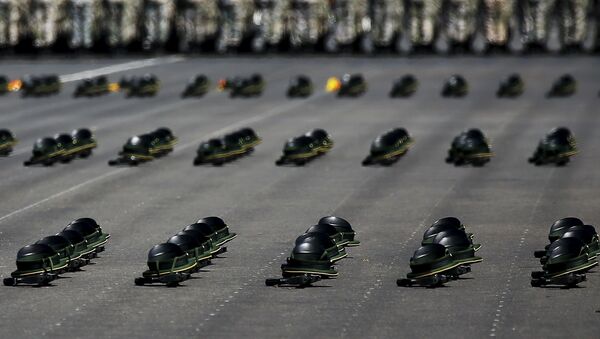 تمرین رژه نظامی چین - اسپوتنیک ایران  