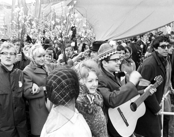 راهپیمایی اول می در میدان سرخ، سال ۱۹۷۱ - اسپوتنیک ایران  