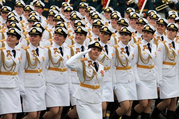 رژه نظامی در مسکو به مناسبت  72 مین سالگرد پیروزی در جنگ جهانی دوم. - اسپوتنیک ایران  