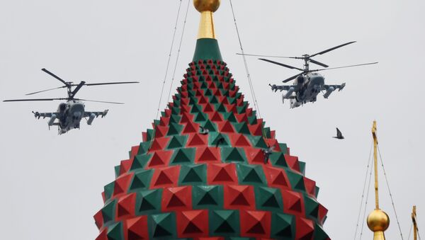 تمرینات هوایی به مناسبت 75-مین سالگرد پیروزی در جنگ جهانی دوم در مسکو
بالگردهای کا-52 - اسپوتنیک ایران  