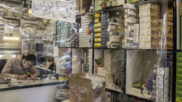 فروشنده مغازه ای در تهران  - اسپوتنیک ایران  