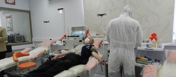 کاهش مرگ و میر بیماران کرونایی با پلاسما‌‌درمانی در ایران - اسپوتنیک ایران  