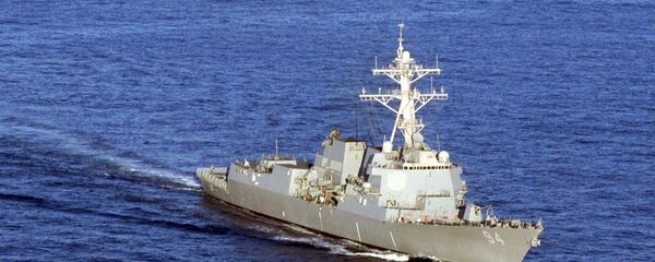 عبور ناوشکن آمریکایی از تنگه تایوان در شرایط افزایش تنش بین واشنگتن و پکن  - اسپوتنیک ایران  