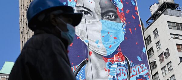 ادای احترام به یادبود قربانیان کرونا در آمریکا  - اسپوتنیک ایران  