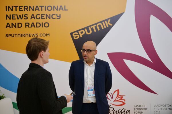 سندیپ کوثری، KGK group  در حال  مصاحبه با خبرگزاری اسپوتنیک - اسپوتنیک ایران  