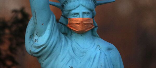 ثبت بیش از ۶۱ هزار مبتلای جدید به ویروس کرونا در آمریکا 
 - اسپوتنیک ایران  