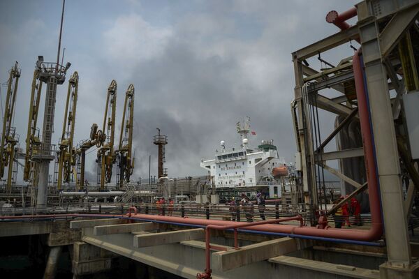 نفتکش ایرانی فورچون حامل سوخت برای ونزوئلا
پالایشگاه ال پالیتو - اسپوتنیک ایران  