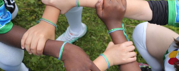 برنامه بین‌المللی اجتماعی کودکان «فوتبال برای دوستی» شرکت «گازپروم» روسیه - اسپوتنیک ایران  