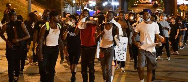 اعتراضات در شهرهای مختلف آمریکا همچنان ادامه دارد - اسپوتنیک ایران  