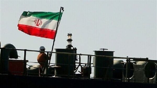 کشتی ایرانی در حوالی بندر ام قصر عراق غرق شد - اسپوتنیک ایران  