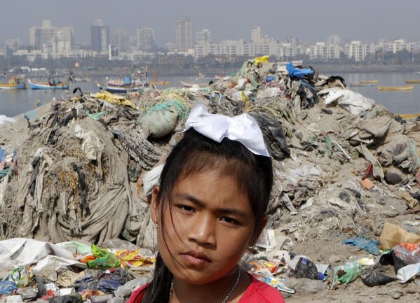 سیاره‌ای که انسان نابودش می‌کند
انبوه زباله در مومبای هند
 - اسپوتنیک ایران  