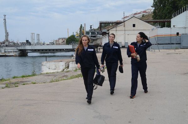 اکیپ گشت دریایی زنان در ناوگان دریای سیاه روسیه
قایق گشت«پ-834» روسیه - اسپوتنیک ایران  
