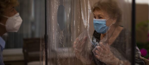 فرد مبتلا به کرونا چه نکاتی را باید در خانه رعایت کند؟ - اسپوتنیک ایران  