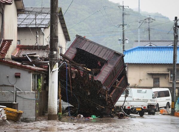 عواقب بارش شدید باران و رانش زمین در ژاپن  - اسپوتنیک ایران  