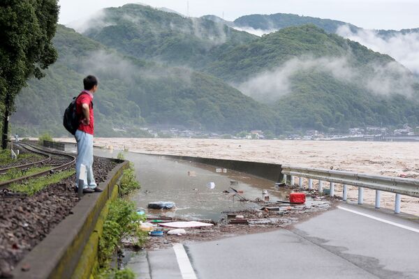 عواقب بارش شدید باران و رانش زمین در کوماموتوی ژاپن - اسپوتنیک ایران  
