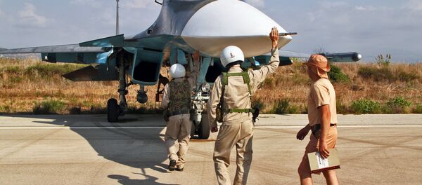 روسیه  تنها کشوری که قانونی و مجاز در سوریه عملیات نظامی انجام می دهد - اسپوتنیک ایران  