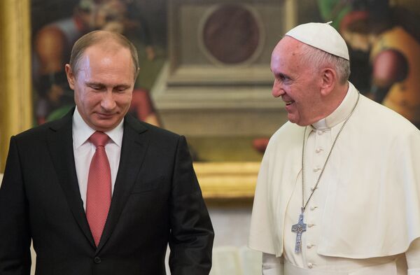 دیدار ولادیمیر پوتین، رئیس جمهور روسیه. فرانسیس ، پاپ رم در واتیکان - اسپوتنیک ایران  