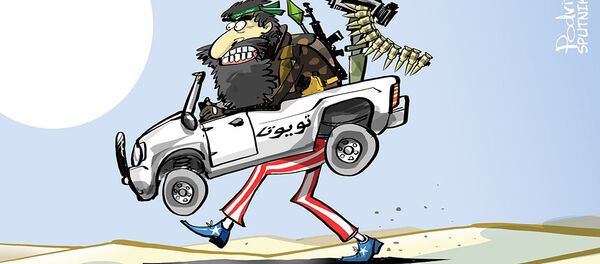 وانت های تویوتایی که به دست داعش افتاده ، توسط آمریکا و بریتانیا ارسال شده است - اسپوتنیک ایران  