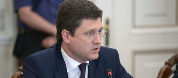 گفتگوی نواک و زنگنه در مورد همکاری در صنعت نفت - اسپوتنیک ایران  