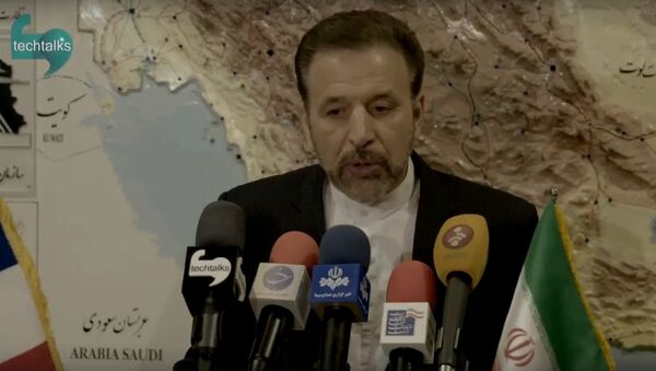 واعظی: با تمام ظرفیت‌ها و امکانات آتش سوزی خائیز باید مهار شود - اسپوتنیک ایران  