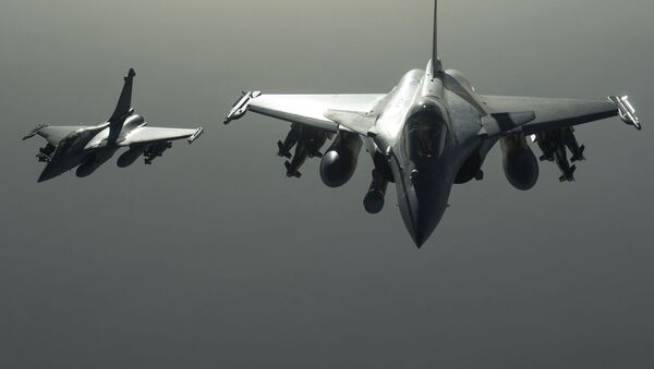 Многоцелевые боевые самолеты Rafale ВВС Франции - اسپوتنیک ایران  