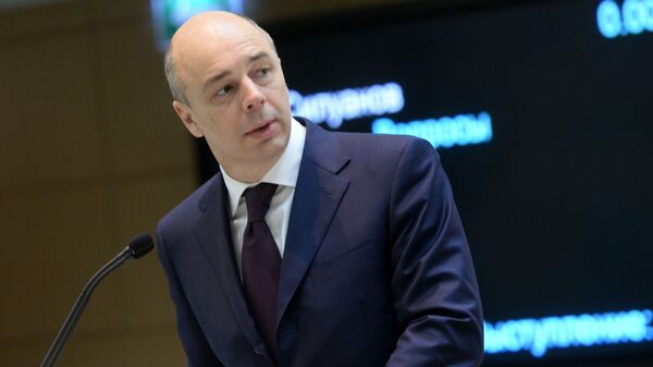 وزیر دارایی روسیه اجازه پرداخت پول نفت با ارز ملی را داد - اسپوتنیک ایران  