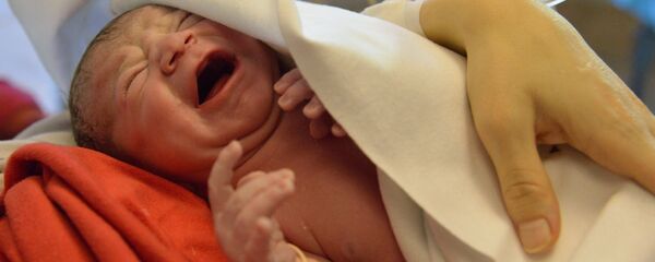 نوزاد نوزاد - اسپوتنیک ایران